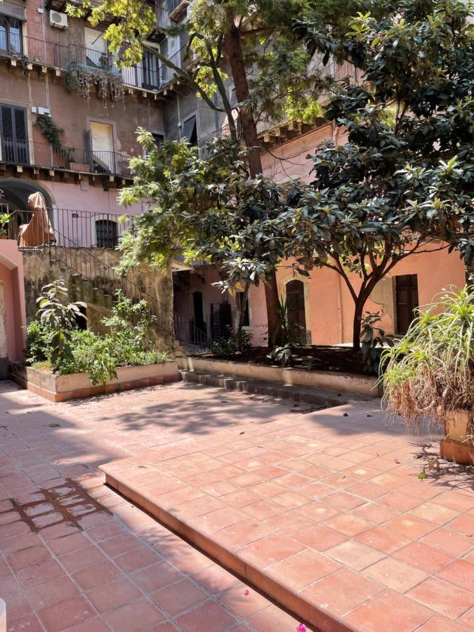 Ferienwohnung Corte Capuana Catania Exterior foto